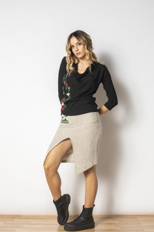 MAMATAYOE Dámska sivá sukňa po kolená s 3D vzorom kvetin.