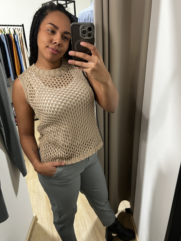 Paztorras pletená vesta. V26902